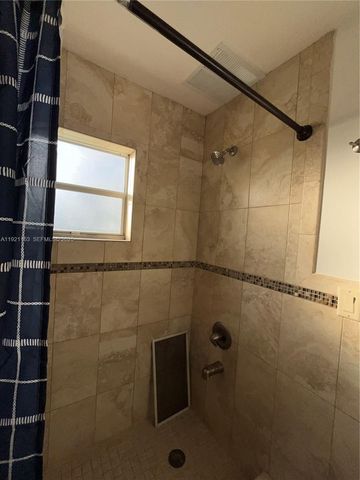 326 Wilson St 105, Hollywood, FL 33019