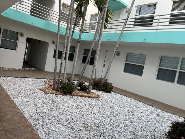 326 Wilson St 105, Hollywood, FL 33019