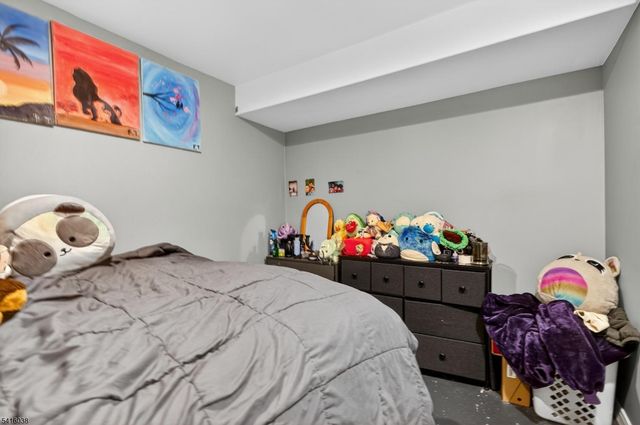 914 Inwood Pl, Rahway City, NJ 07065