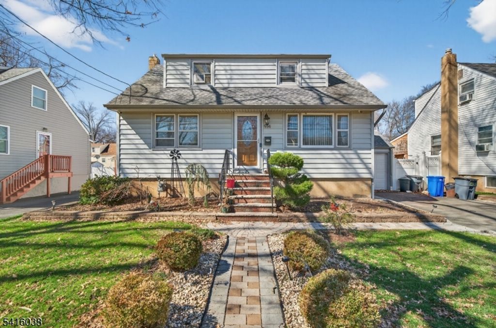 914 Inwood Pl, Rahway City, NJ 07065