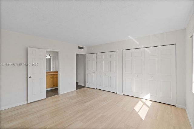 9972 SW 88th St 1126, Miami, FL 33176