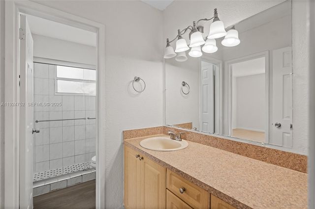 9972 SW 88th St 1126, Miami, FL 33176