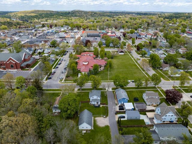 420 Minnesota Avenue, Wisconsin Dells, WI 53965