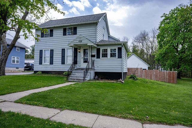 420 Minnesota Avenue, Wisconsin Dells, WI 53965