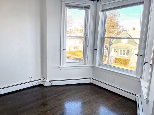 825 Beloit Avenue 2, Forest Park, IL 60130