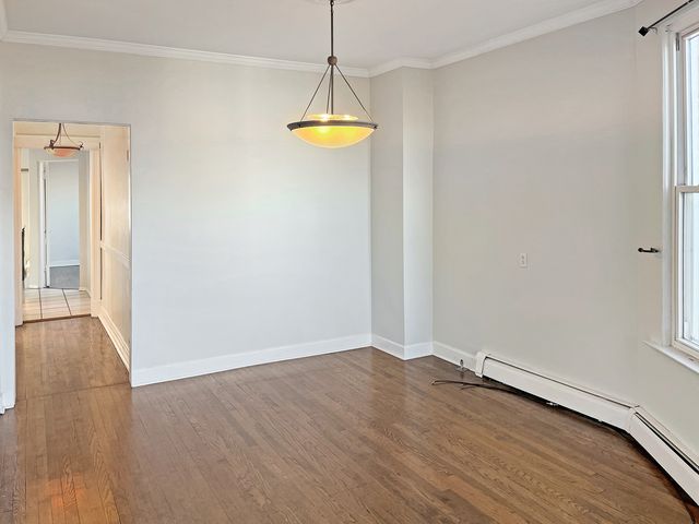 825 Beloit Avenue 2, Forest Park, IL 60130