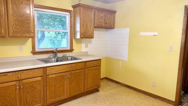 4441 N 65th STREET, Milwaukee, WI 53218