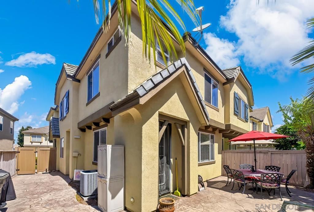 Image 31 of property listing at 1860 Rouge Dr, Chula Vista, CA 91913