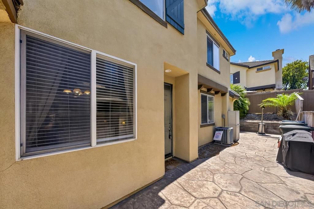 Image 32 of property listing at 1860 Rouge Dr, Chula Vista, CA 91913
