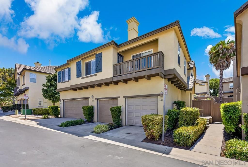 Image 37 of property listing at 1860 Rouge Dr, Chula Vista, CA 91913
