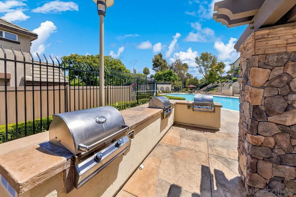 Image 42 of property listing at 1860 Rouge Dr, Chula Vista, CA 91913