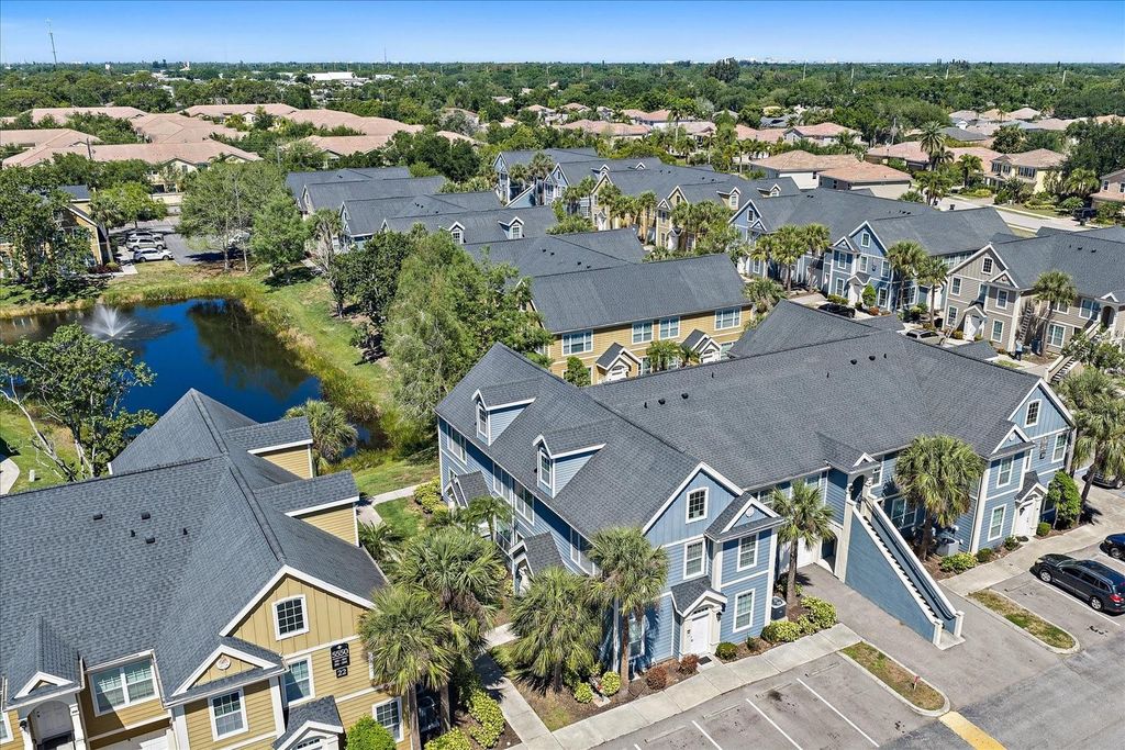 Image 1 of property listing at 5540 ROSEHILL ROAD 201, Sarasota, FL 34233