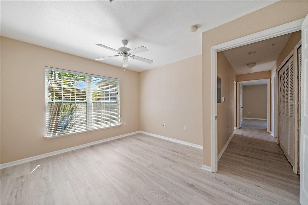 Image 29 of property listing at 5540 ROSEHILL ROAD 201, Sarasota, FL 34233