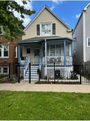 415 N Lawler Avenue, Chicago, IL 60644