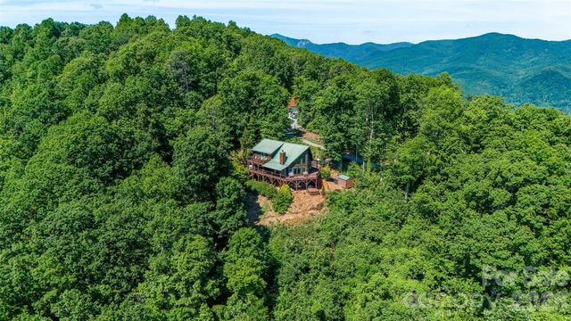 300 Williams Circle, Lake Lure, NC 28746