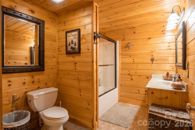 300 Williams Circle, Lake Lure, NC 28746