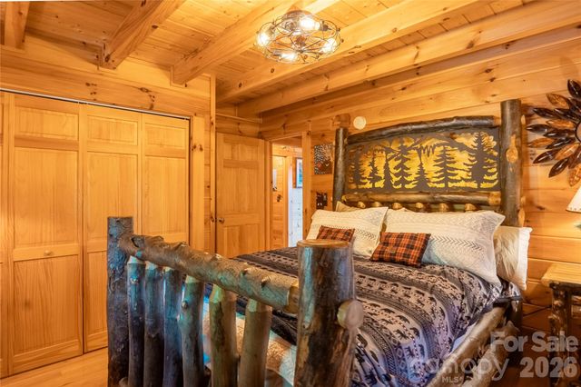 300 Williams Circle, Lake Lure, NC 28746