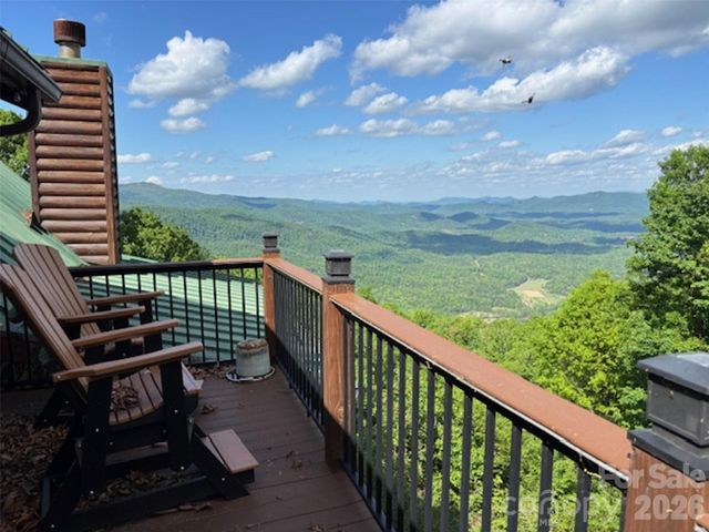 300 Williams Circle, Lake Lure, NC 28746