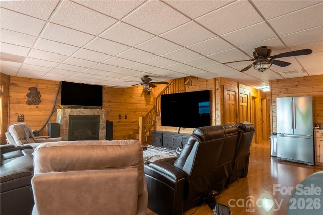 300 Williams Circle, Lake Lure, NC 28746