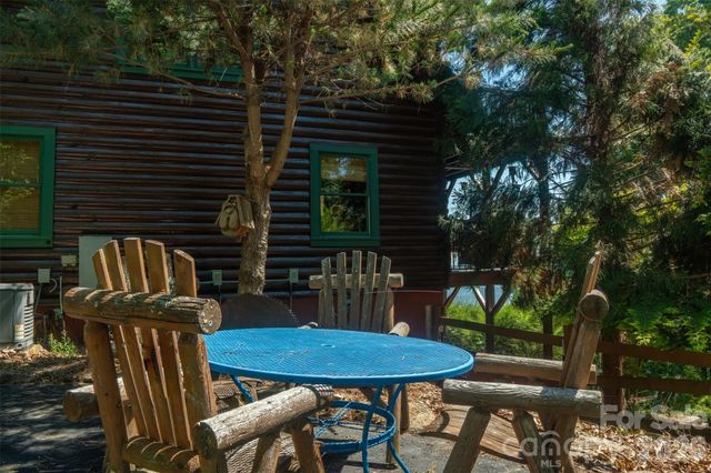 300 Williams Circle, Lake Lure, NC 28746