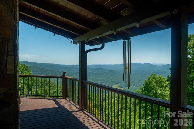 300 Williams Circle, Lake Lure, NC 28746