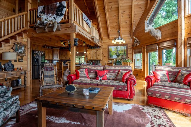 300 Williams Circle, Lake Lure, NC 28746