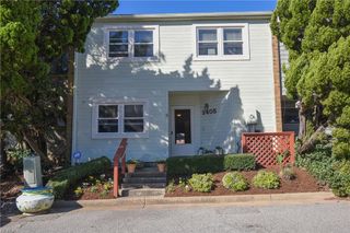2405 Spinnaker CT, Virginia Beach, VA 23451