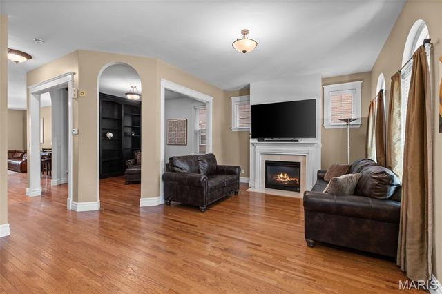 3923 McRee Avenue, St Louis, MO 63110