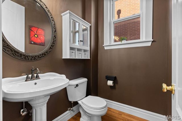 3923 McRee Avenue, St Louis, MO 63110