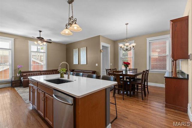 3923 McRee Avenue, St Louis, MO 63110