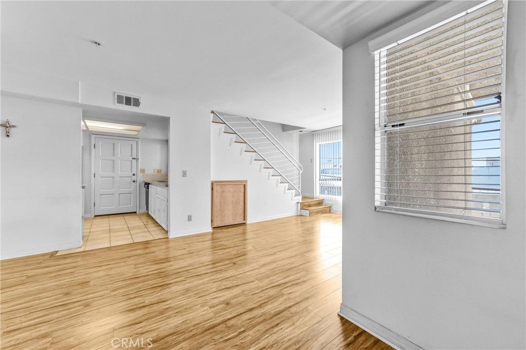 116 W Maple 33, Glendale, CA 91204 — photo 4