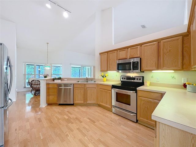 1391 HAMPSTEAD TERRACE, Oviedo, FL 32765