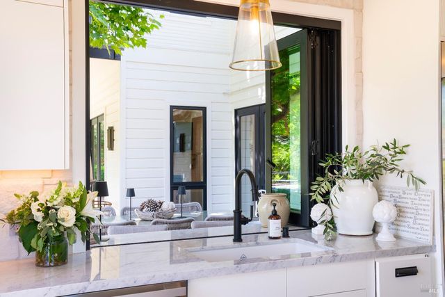 4189 Silverado Trl, Calistoga, CA 94515