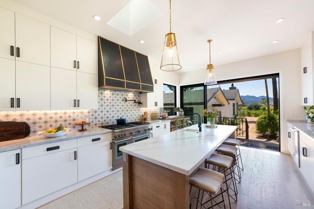 4189 Silverado Trl, Calistoga, CA 94515