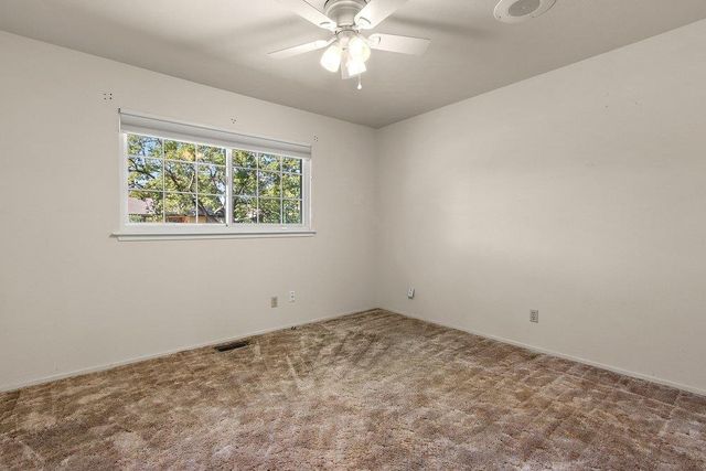 6327 Driftwood St, Sacramento, CA 95831