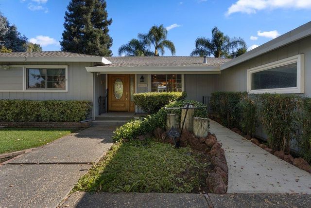 6327 Driftwood St, Sacramento, CA 95831