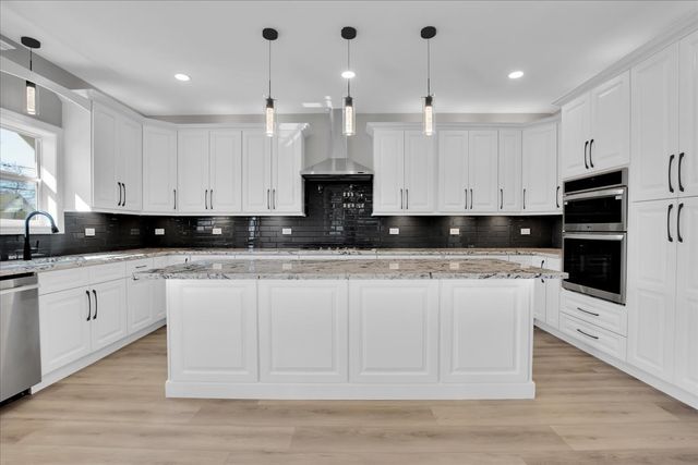 1527 Elgin Avenue, Forest Park, IL 60130