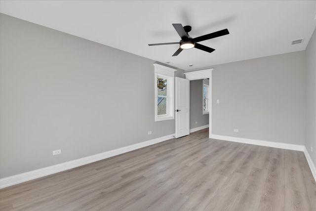 1527 Elgin Avenue, Forest Park, IL 60130