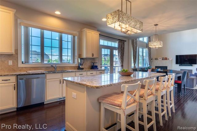 50844 Briar Ridge Lane, Northville, MI 48168