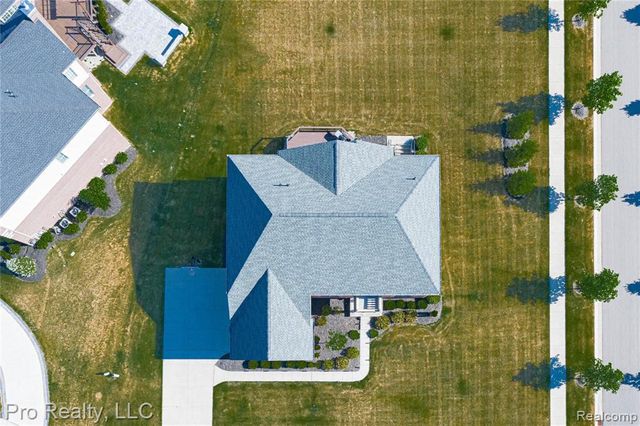 50844 Briar Ridge Lane, Northville, MI 48168