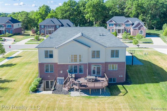 50844 Briar Ridge Lane, Northville, MI 48168