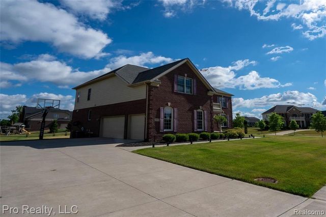 50844 Briar Ridge Lane, Northville, MI 48168