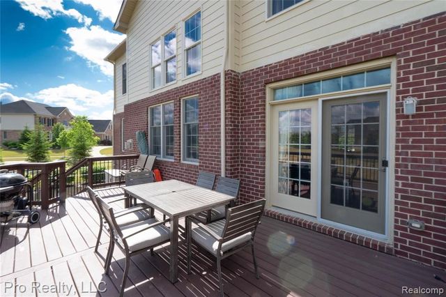 50844 Briar Ridge Lane, Northville, MI 48168