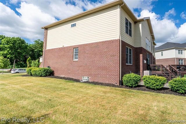 50844 Briar Ridge Lane, Northville, MI 48168