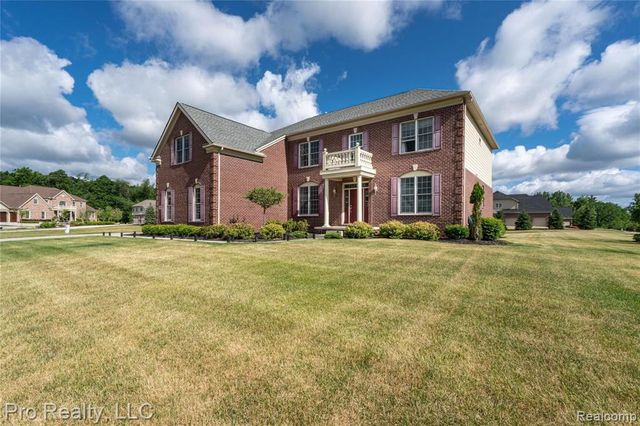 50844 Briar Ridge Lane, Northville, MI 48168