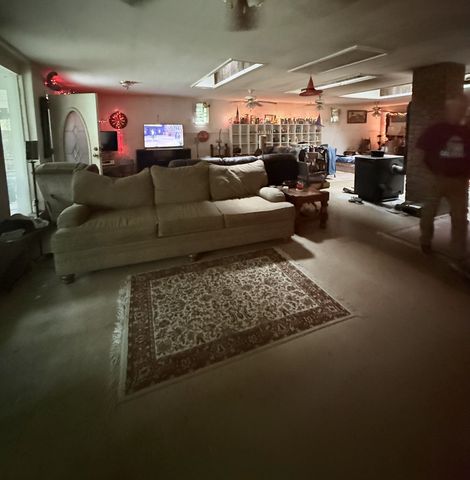 199 R B K Ln, Bethpage, TN 37022