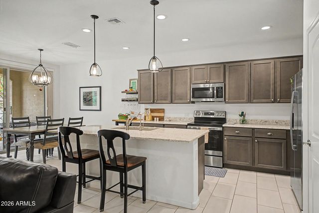 4239 W HANNA Drive, Eloy, AZ 85131