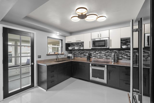 22497 Revere Street, St Clair Shores, MI 48080