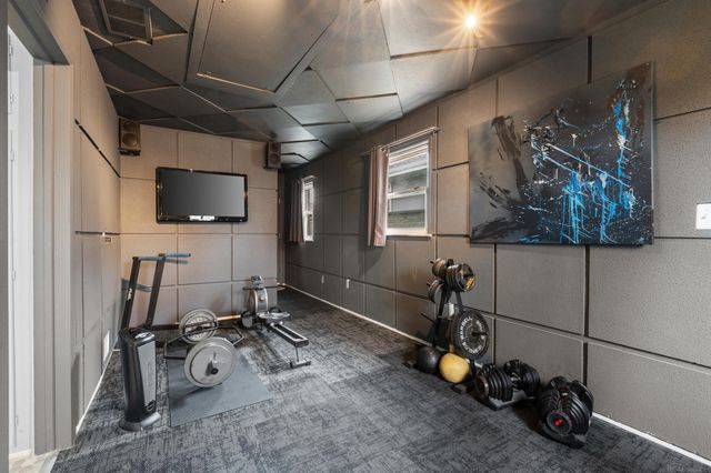 22497 Revere Street, St Clair Shores, MI 48080