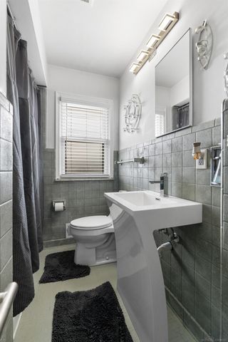 22497 Revere Street, St Clair Shores, MI 48080